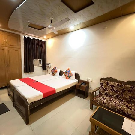 Grg R P International Patna Hotel Патна Екстериор снимка