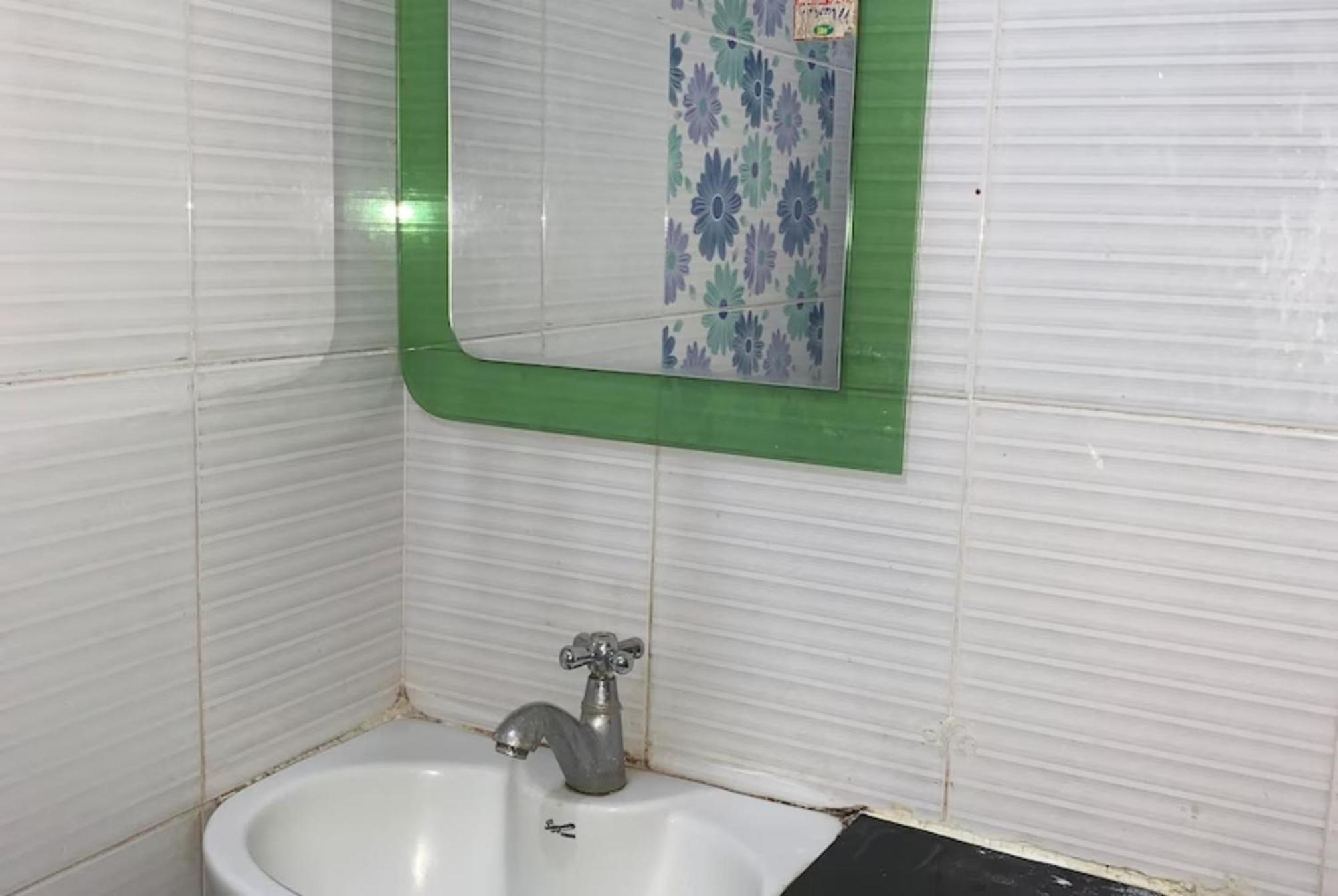 Grg R P International Patna Hotel Патна Екстериор снимка