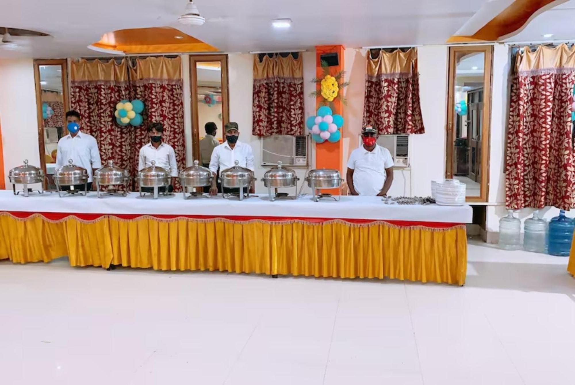 Grg R P International Patna Hotel Патна Екстериор снимка