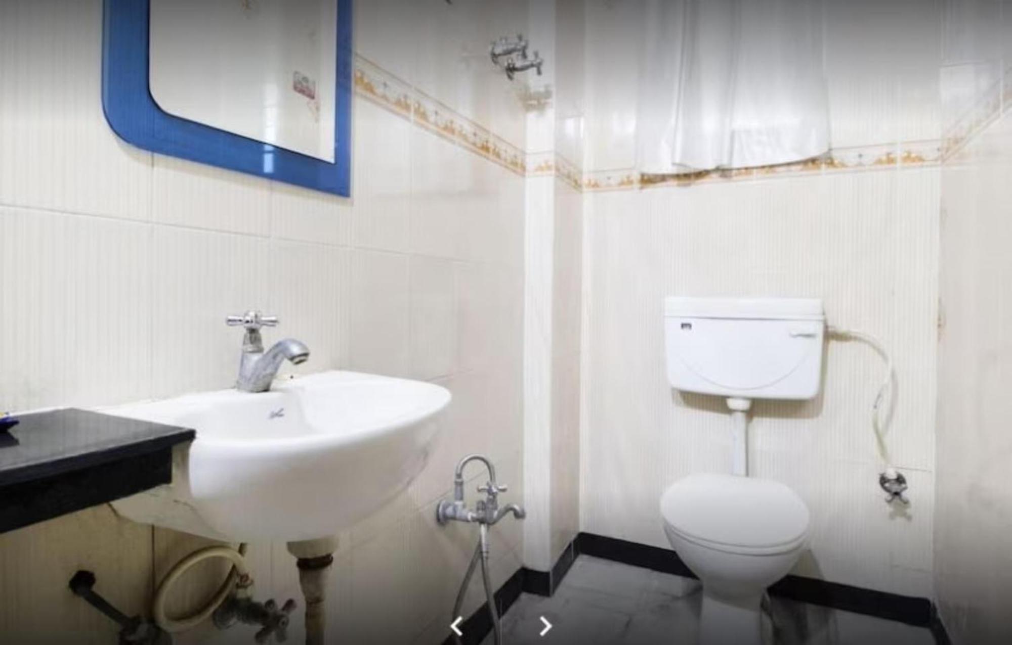Grg R P International Patna Hotel Патна Екстериор снимка