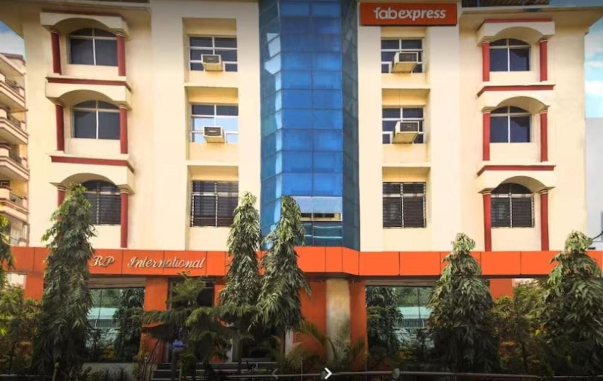 Grg R P International Patna Hotel Патна Екстериор снимка